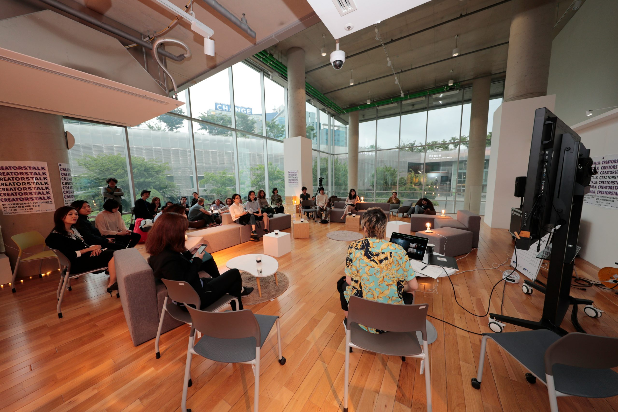 Modern Business Meetup & Workshop